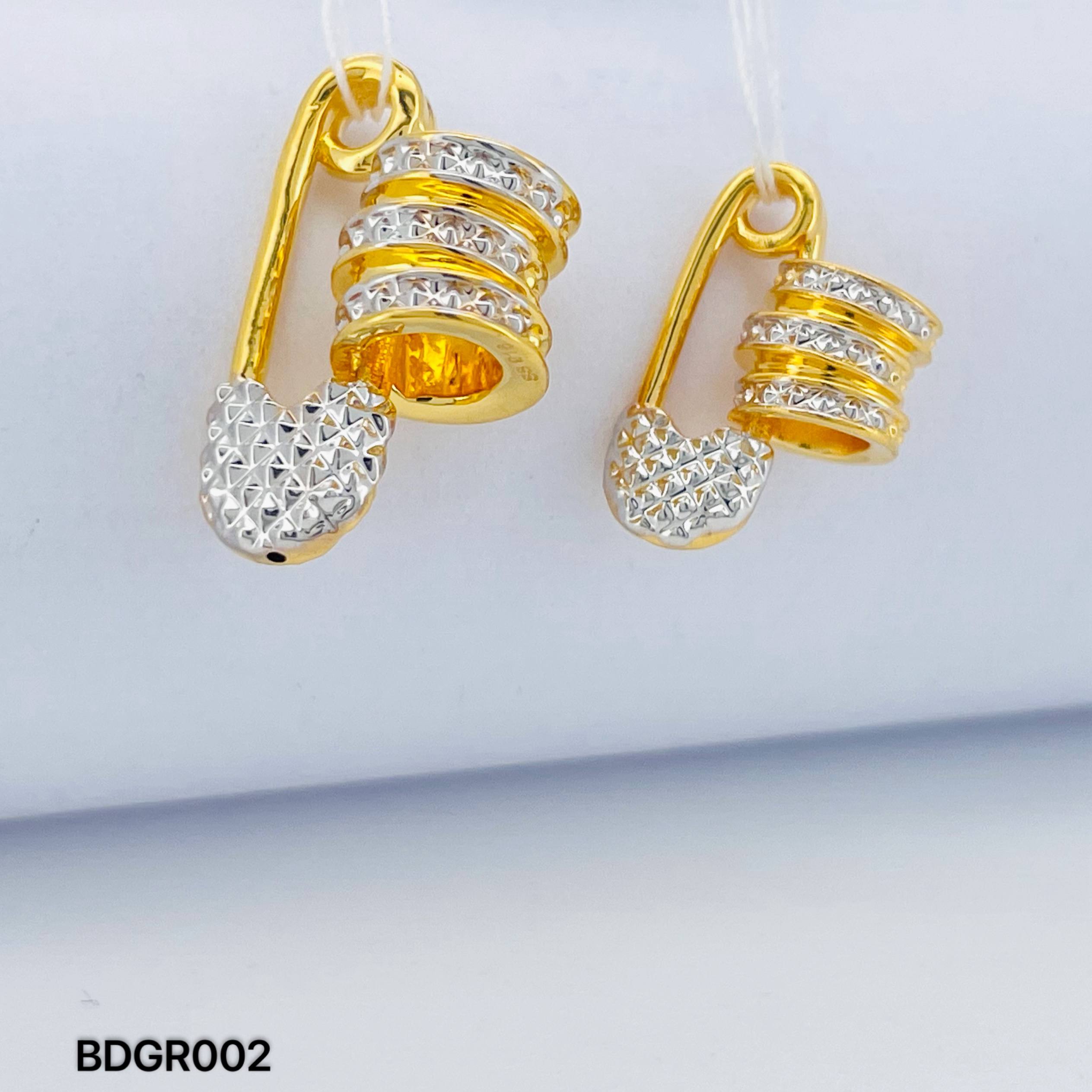 BEAD BVLGARI 2C 硬金宝格丽隔离珠吊坠