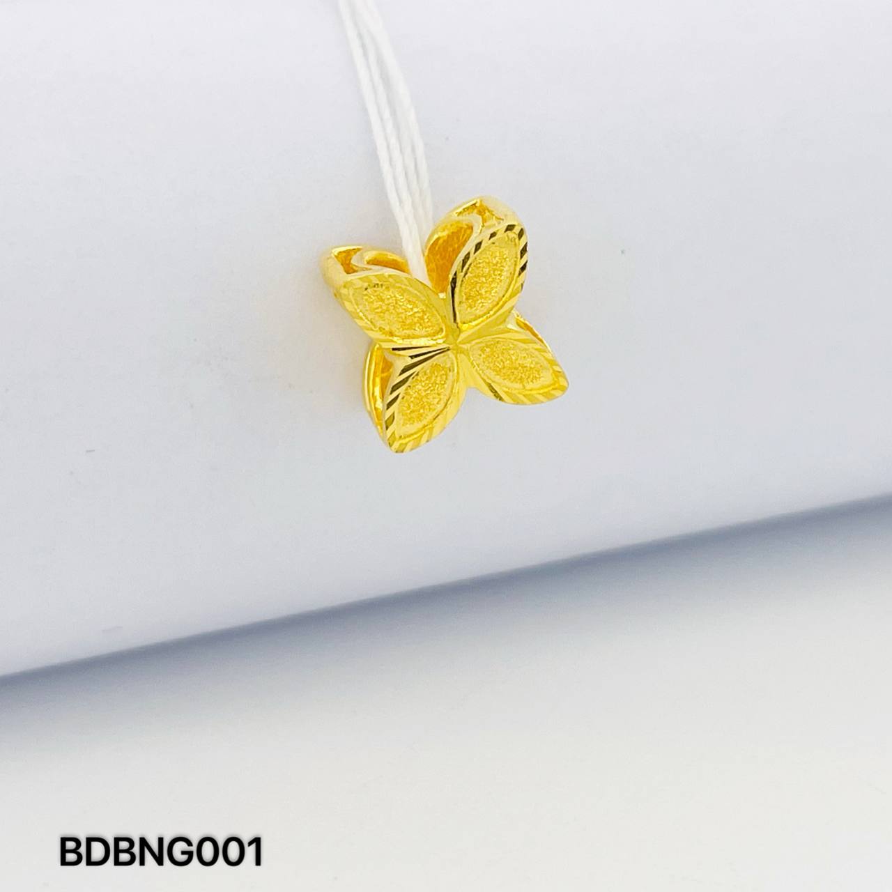 BEAD BUNGA 花朵隔离珠吊坠