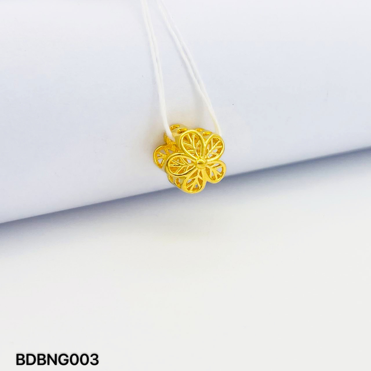 BEAD BUNGA 花朵隔离珠吊坠