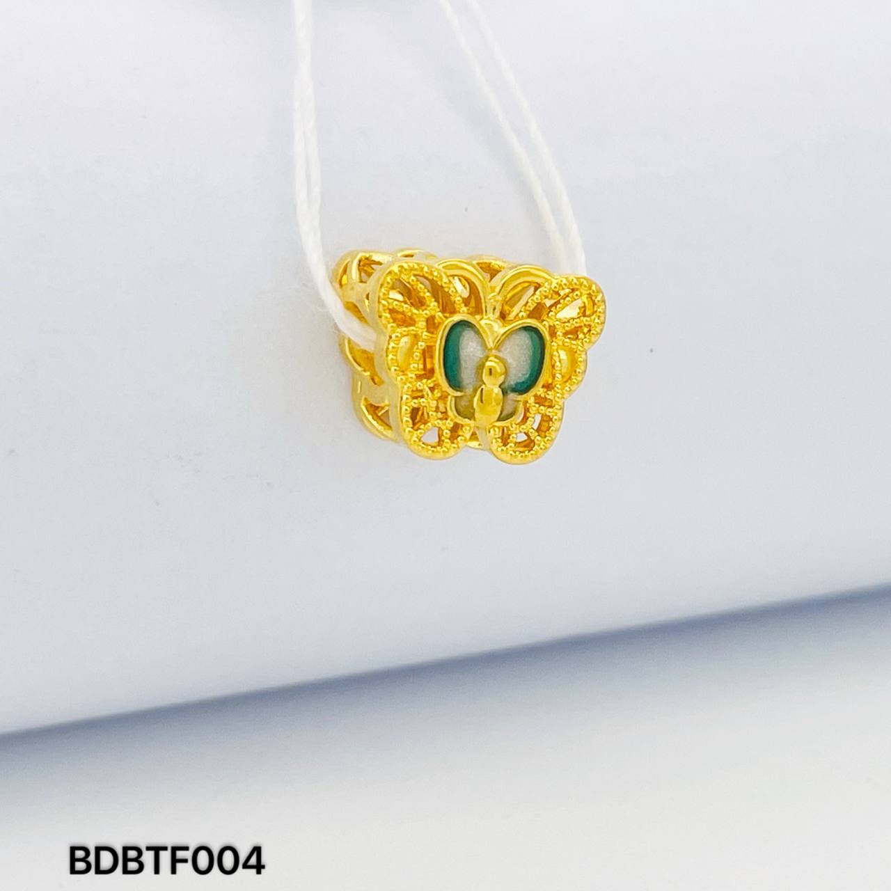 BEAD BUTTERFLY 硬金蝴蝶隔离珠吊坠