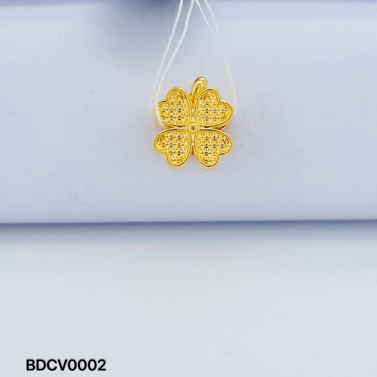 BEAD CLOVER 硬金四叶草隔离珠吊坠