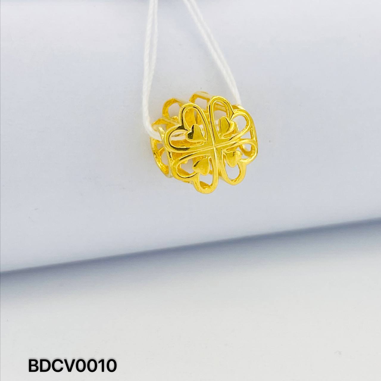 BEAD CLOVER 四叶草隔离珠吊坠