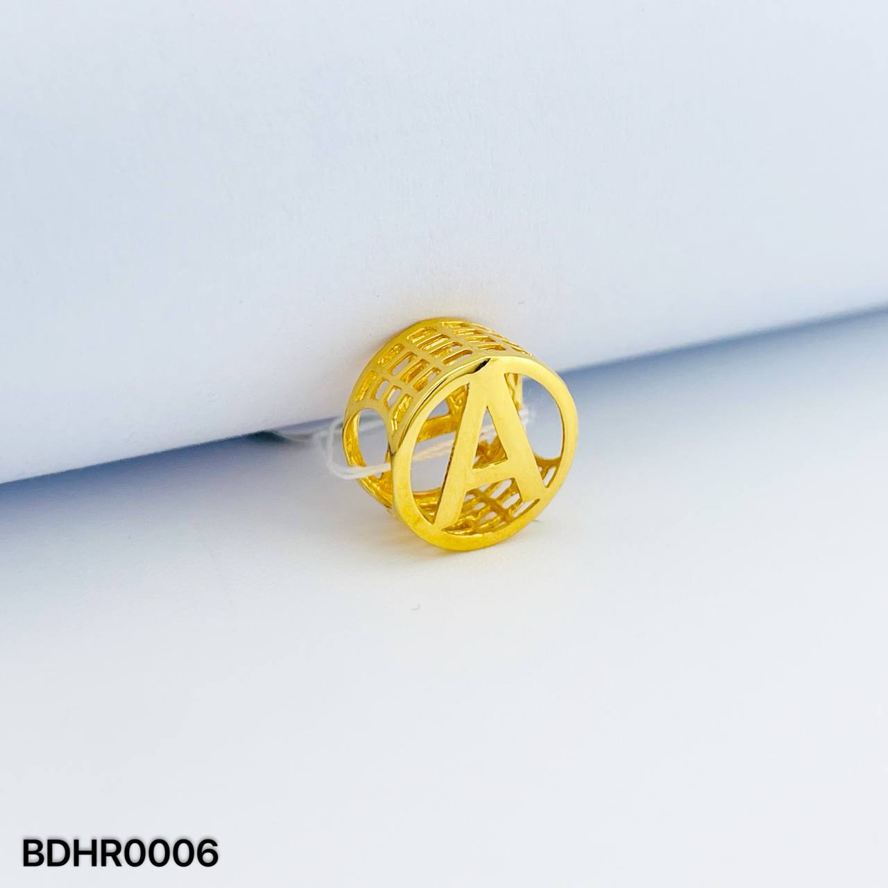 BEAD FESYEN HURUF 字母隔离珠吊坠
