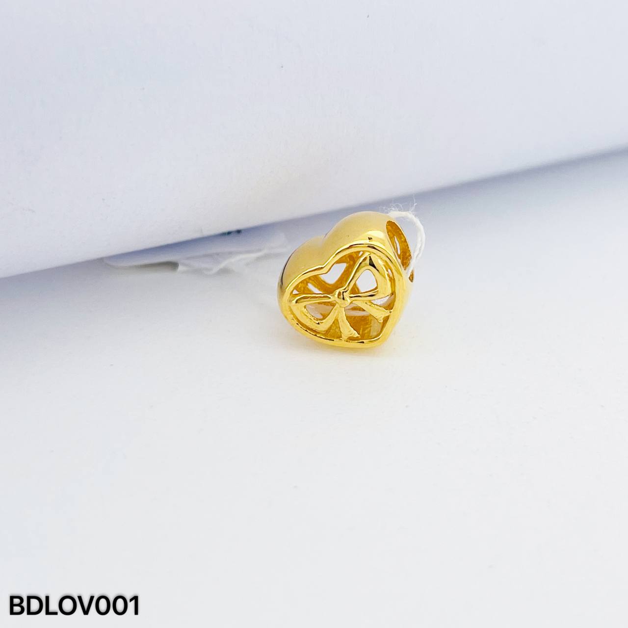BEAD LOVE 爱心隔离珠吊坠