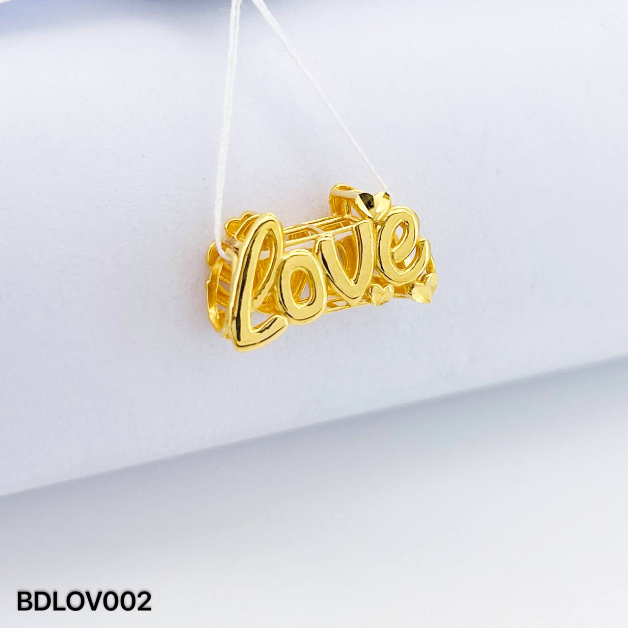 BEAD LOVE LOVE隔离珠吊坠
