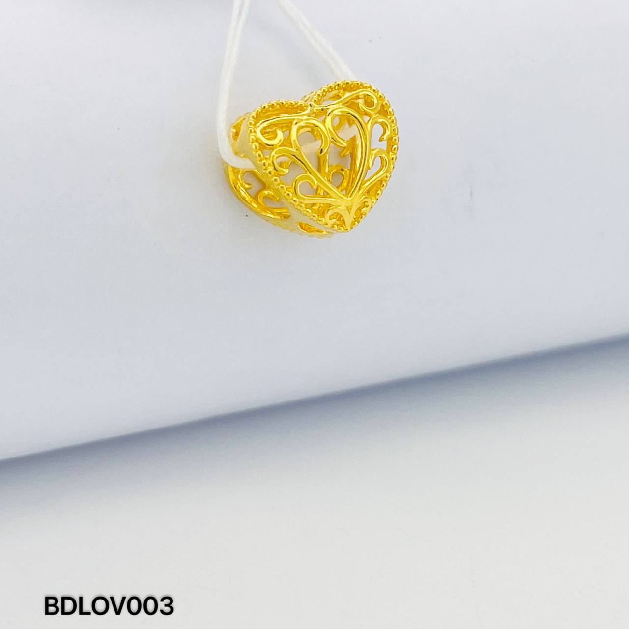 BEAD LOVE 爱心隔离珠吊坠