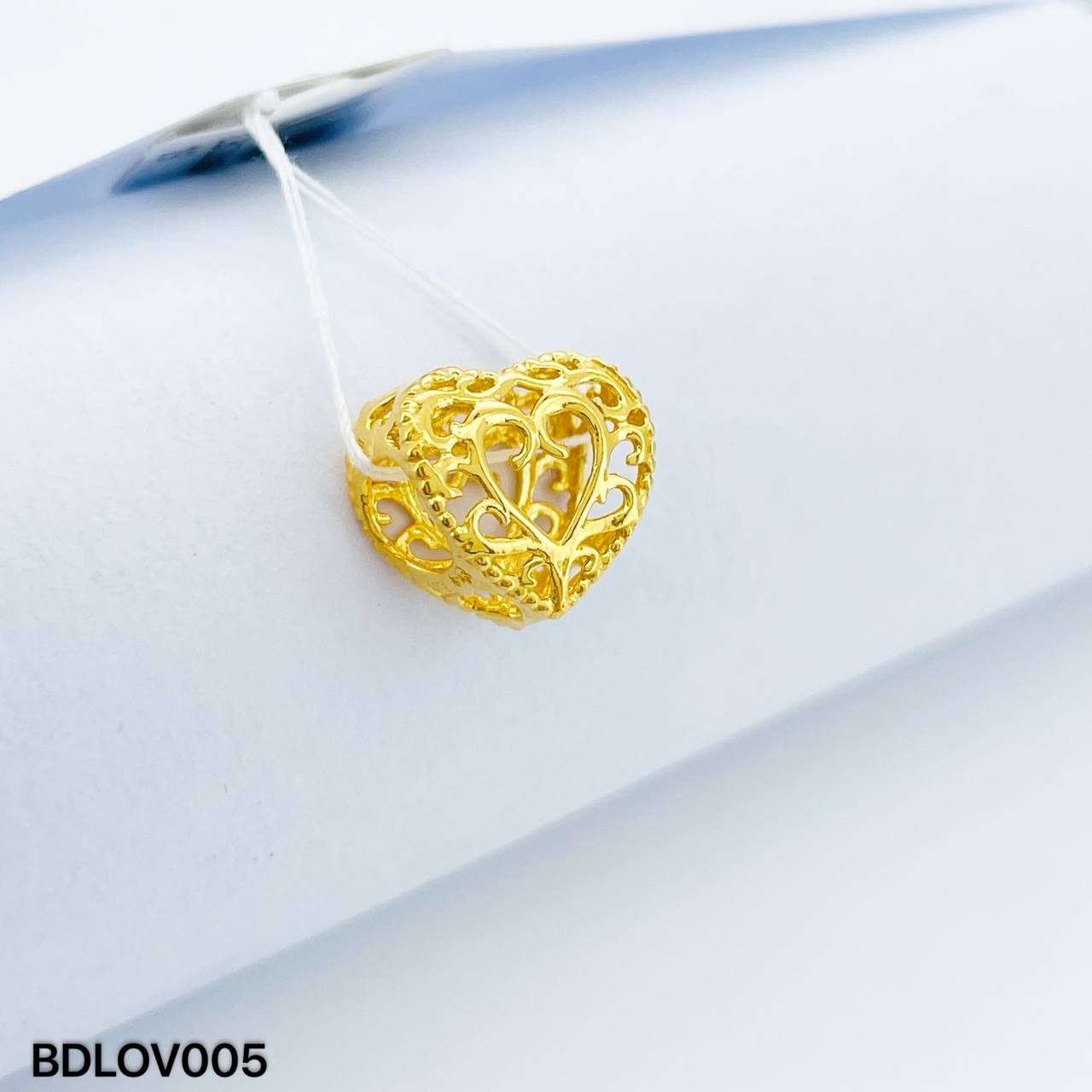 BEAD LOVE 爱心隔离珠吊坠