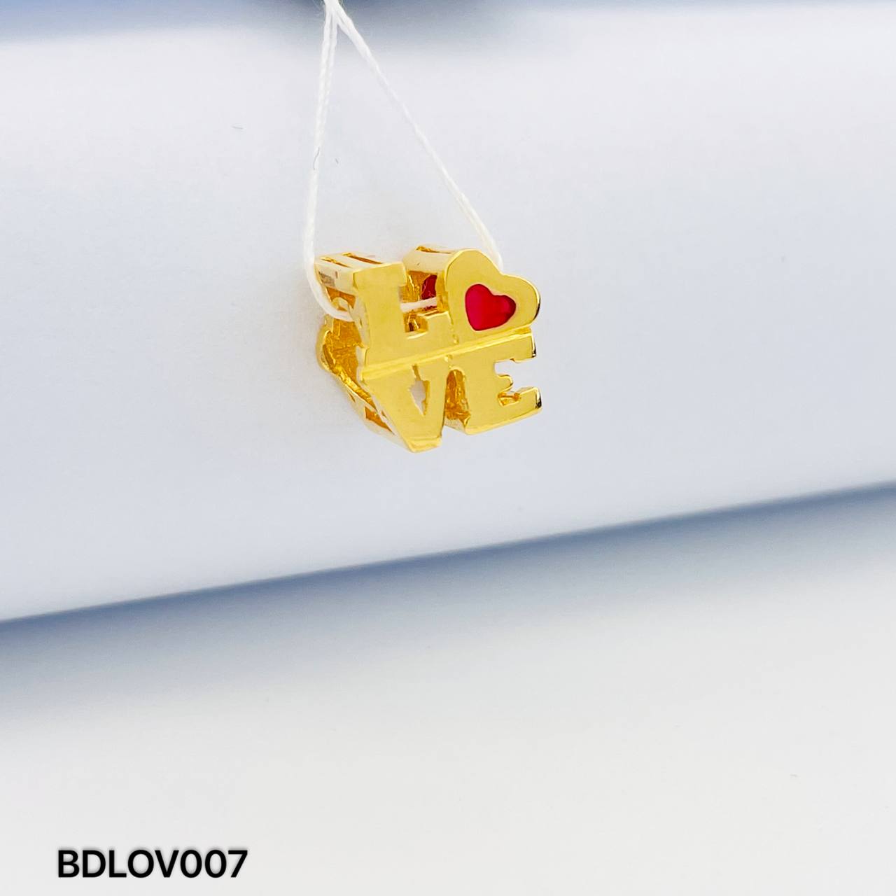 BEAD LOVE 爱心隔离珠吊坠