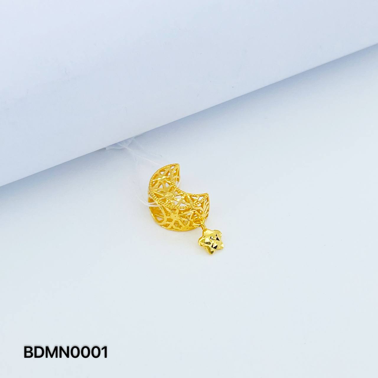 BEAD MOON 月亮吊坠