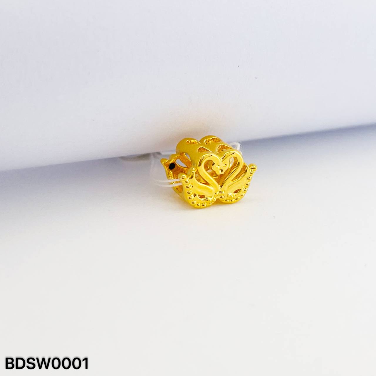 BEAD SWAN 硬金天鹅隔离珠吊坠