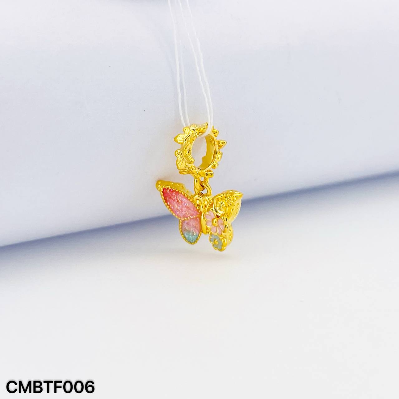 CHARM BUTTERFLY 硬金蝴蝶吊坠