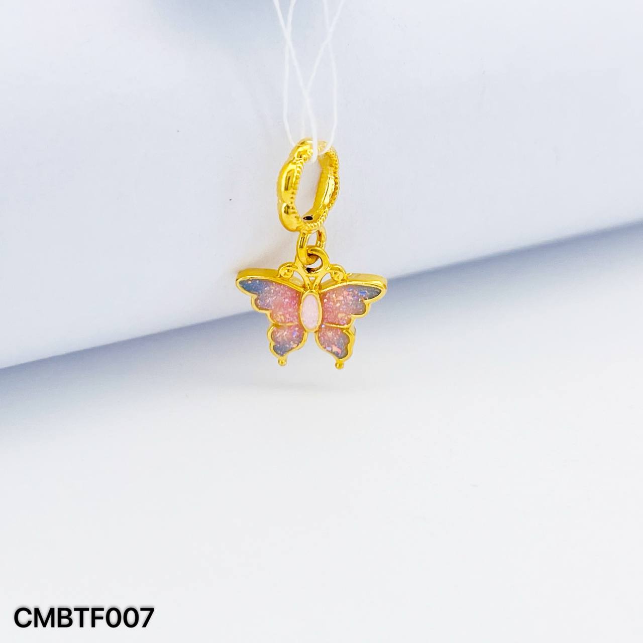 CHARM BUTTERFLY 硬金蝴蝶吊坠