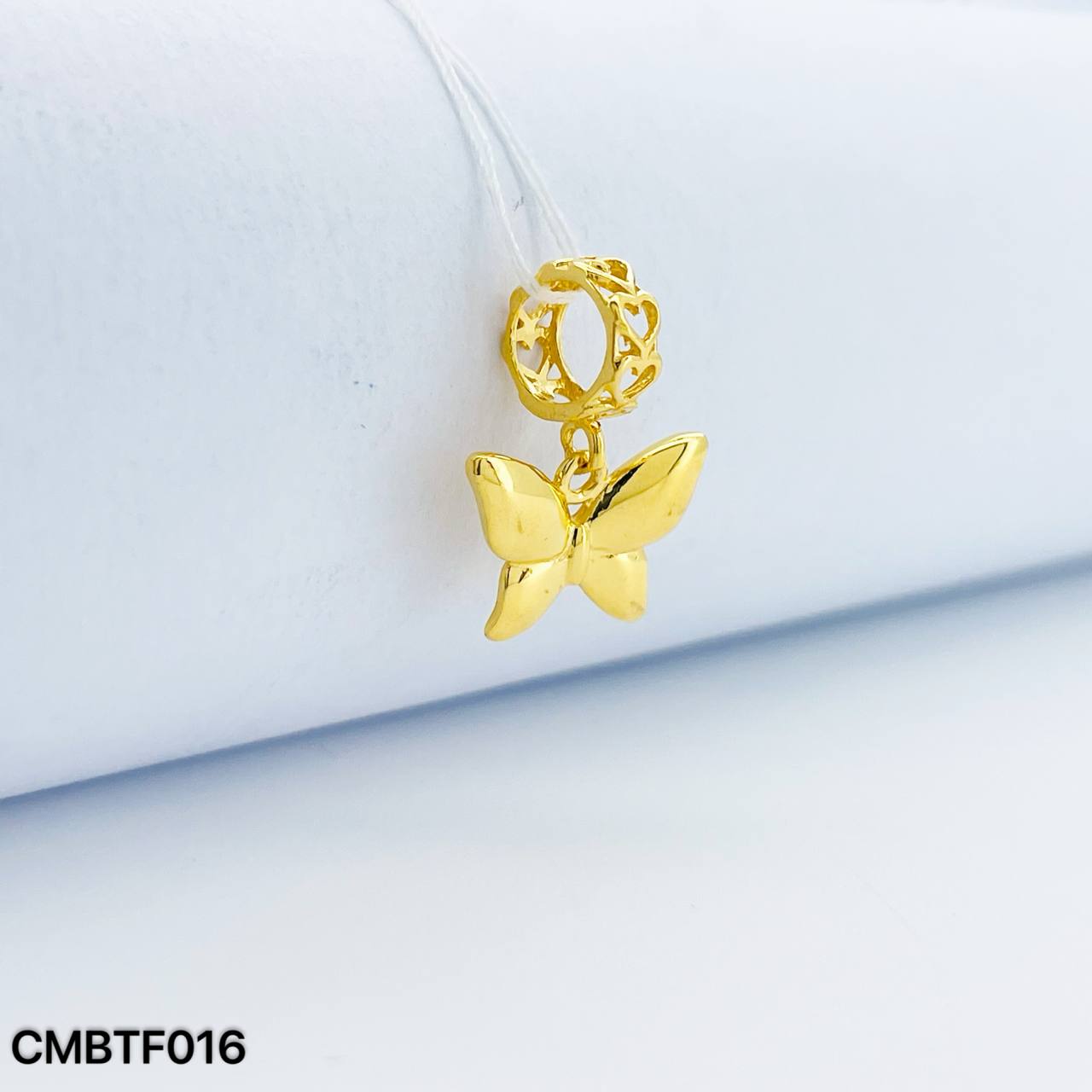 CHARM BUTTERFLY 蝴蝶吊坠