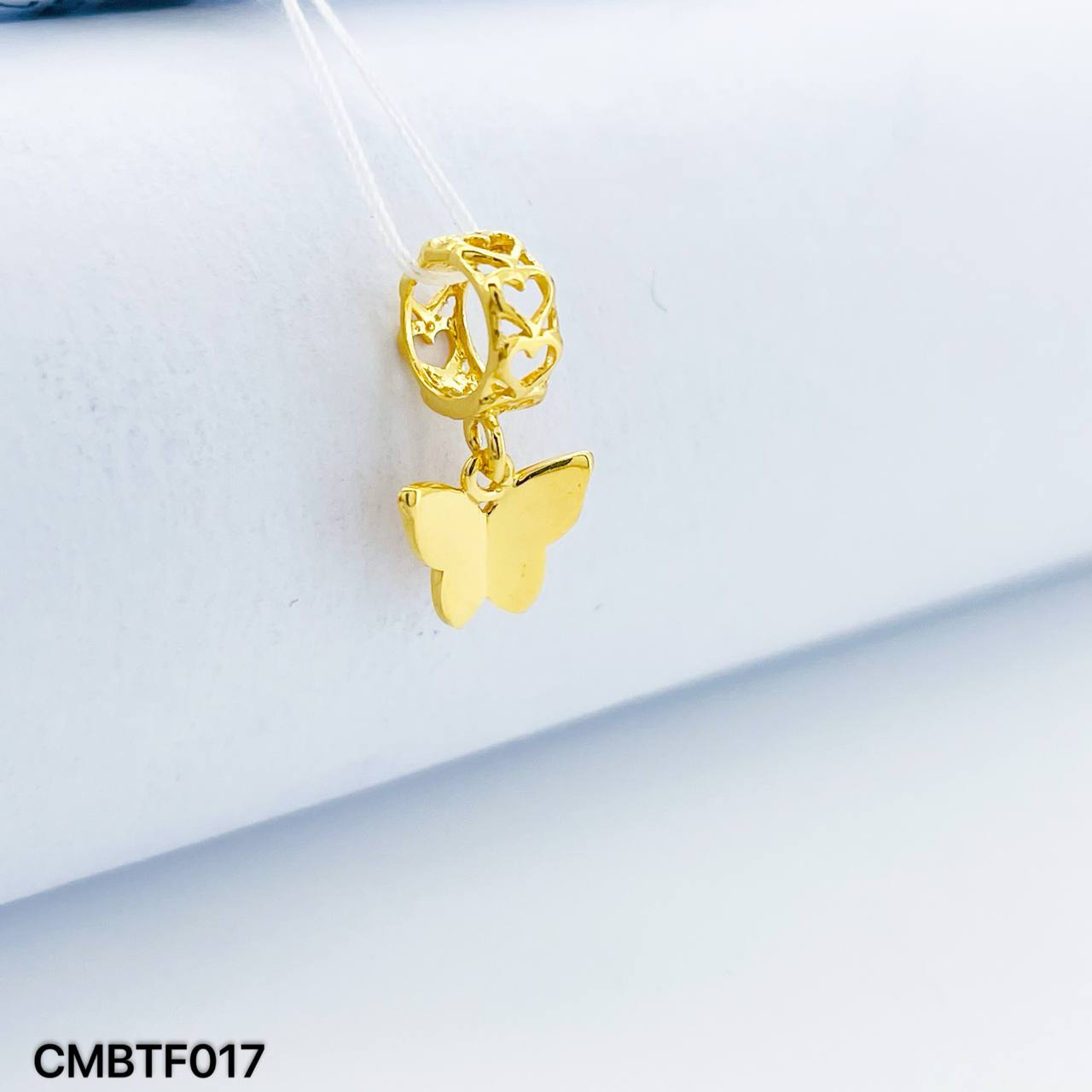 CHARM BUTTERFLY 蝴蝶吊坠