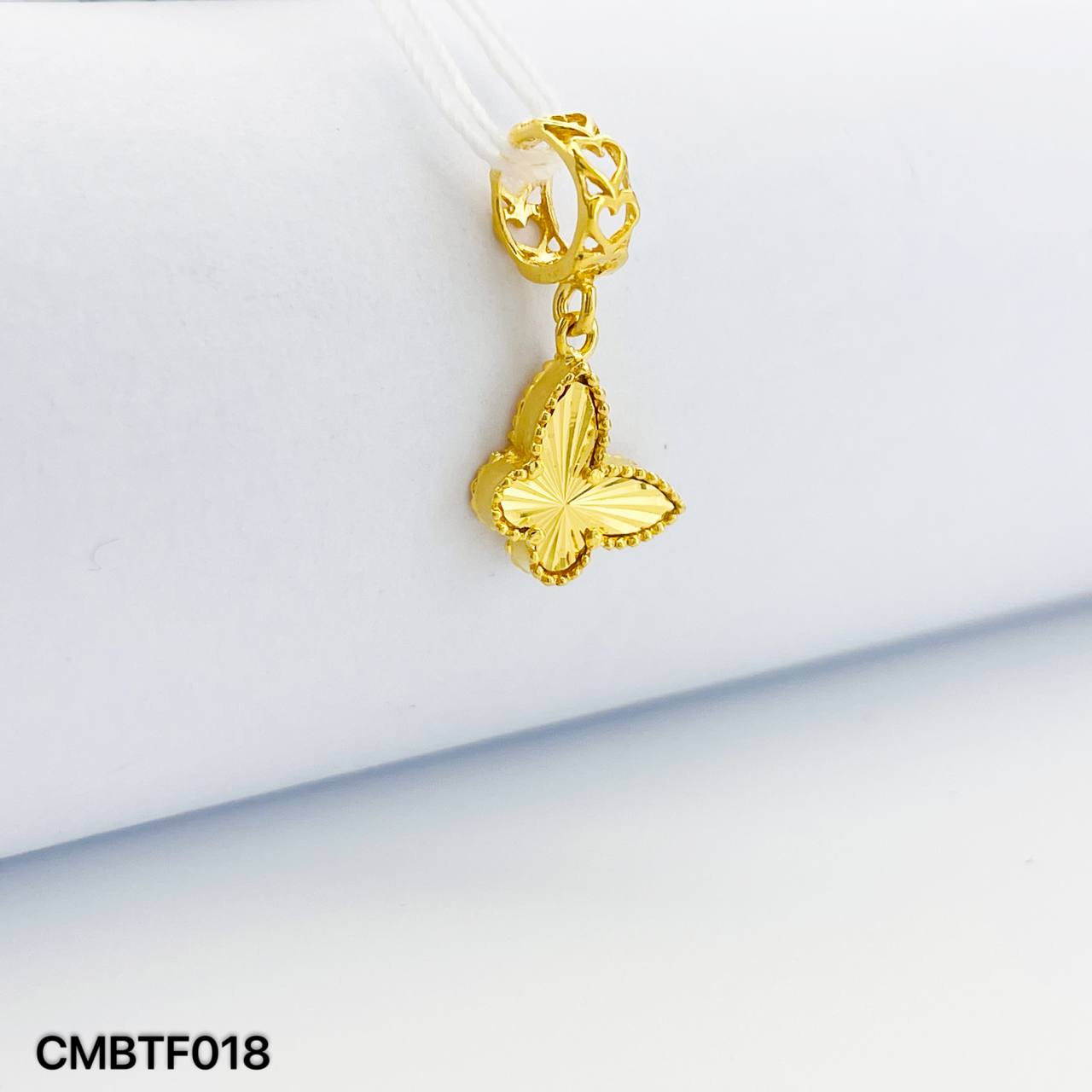 CHARM BUTTERFLY 蝴蝶吊坠