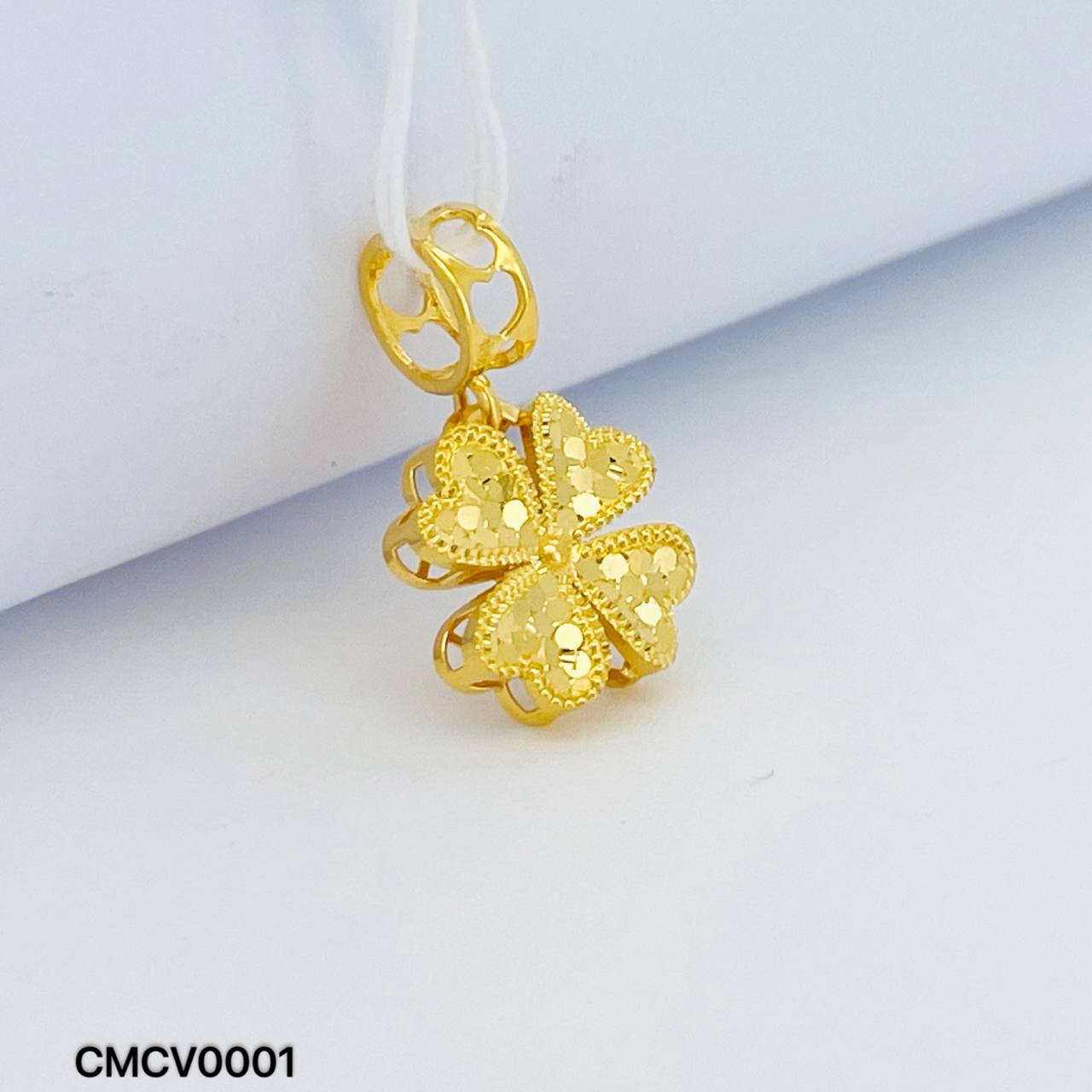 CHARM CLOVER 四叶草吊坠