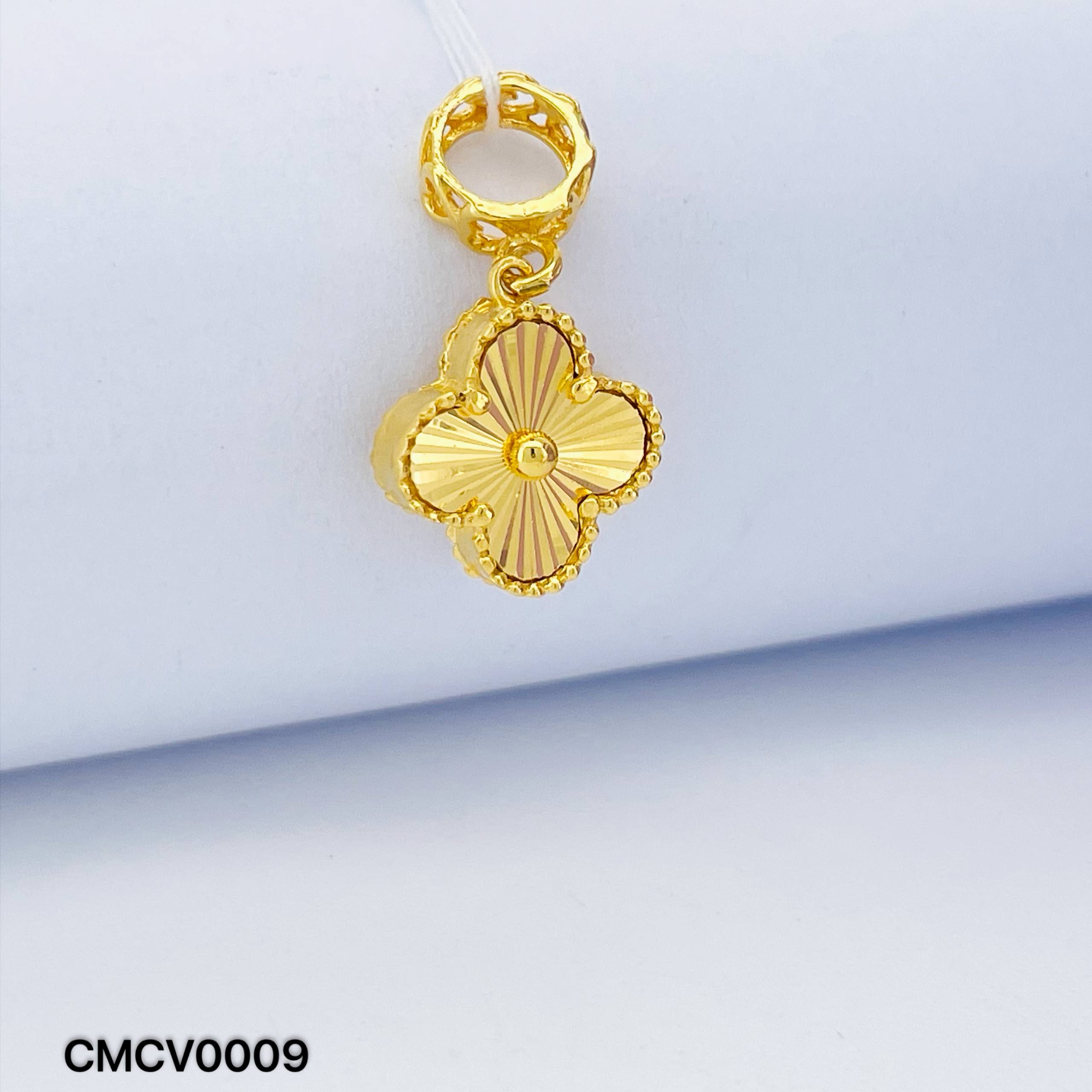CHARM CLOVER 四叶草吊坠