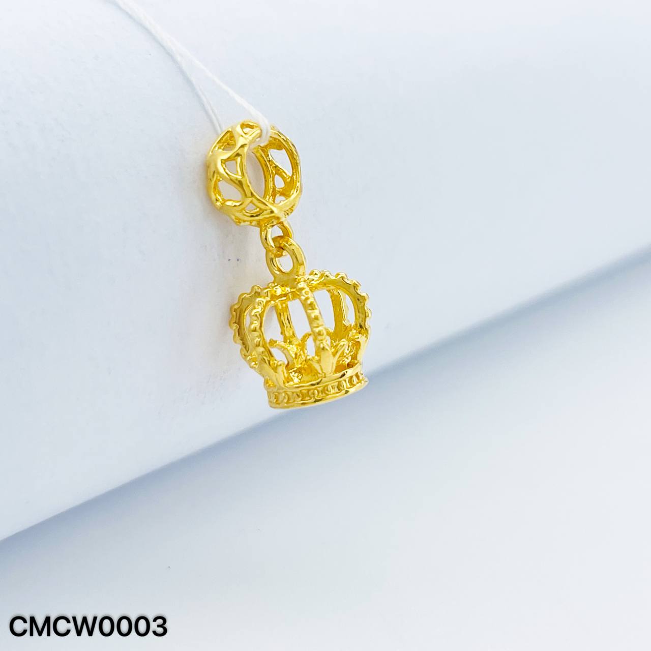 CHARM CROWN 皇冠吊坠