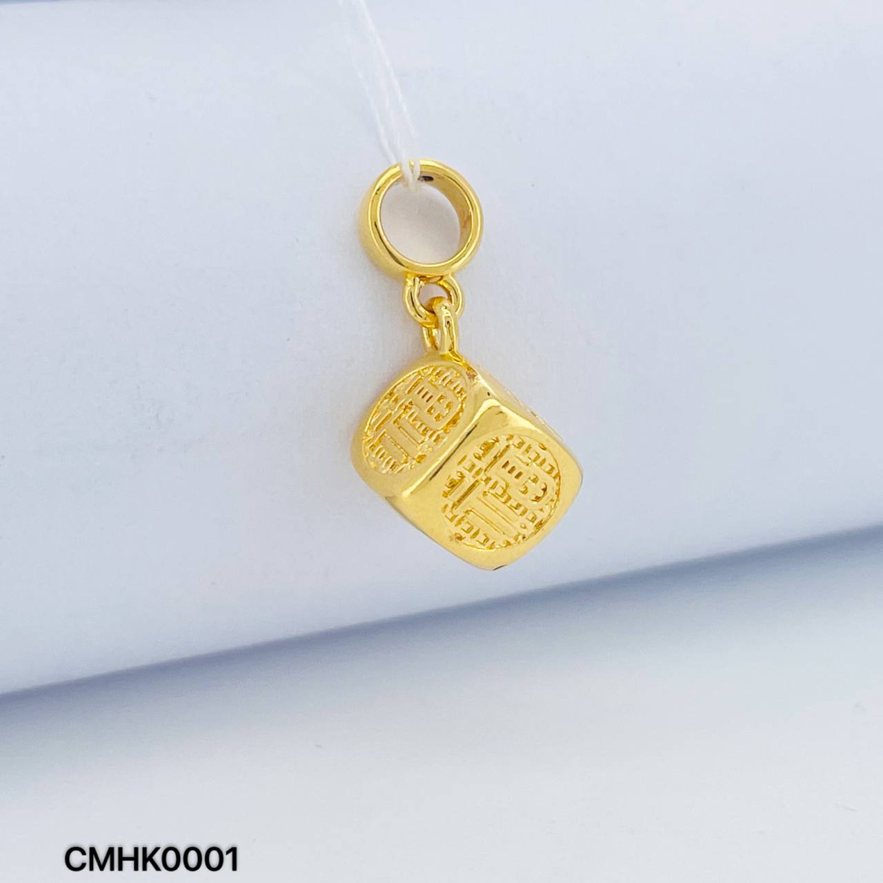 CHARM HOCK 硬金福字吊坠