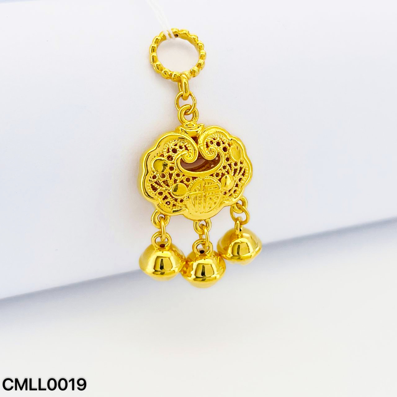 CHARM LONG LIFE 硬金平安锁吊坠