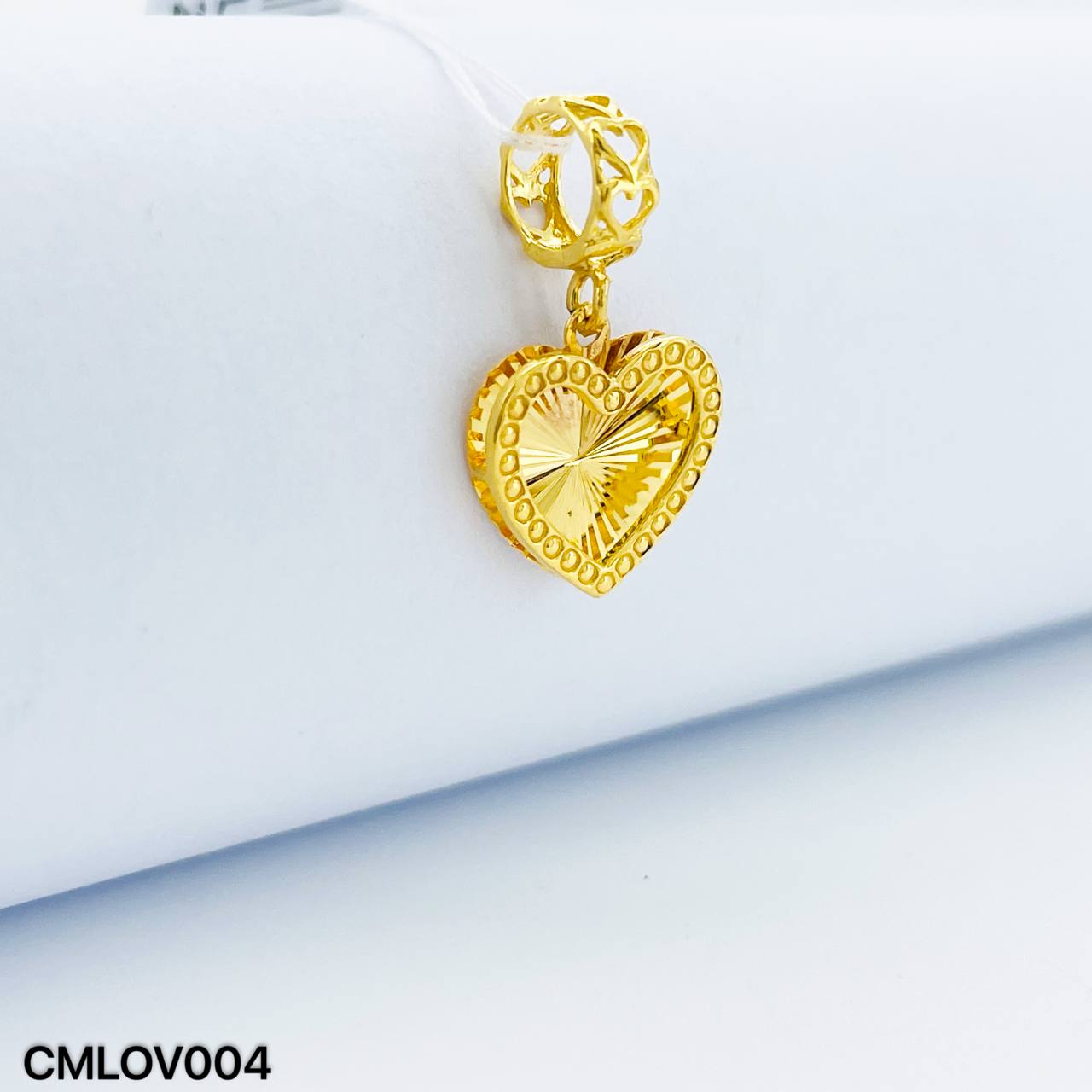 CHARM LOVE 爱心吊坠