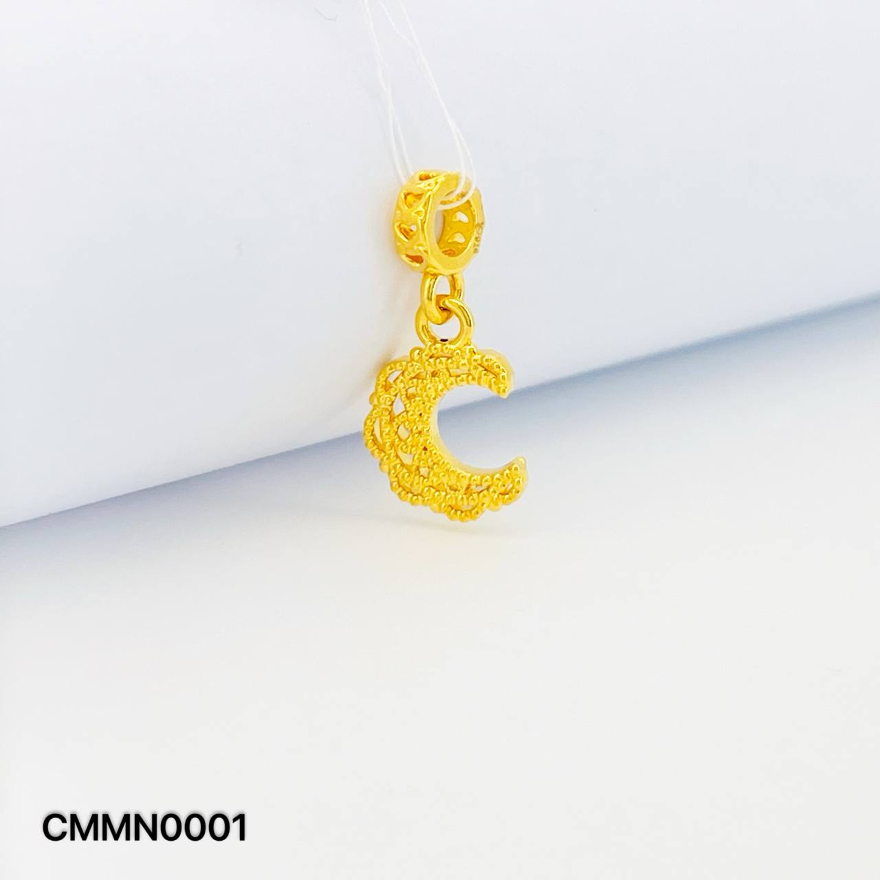 CHARM MOON 硬金月亮吊坠
