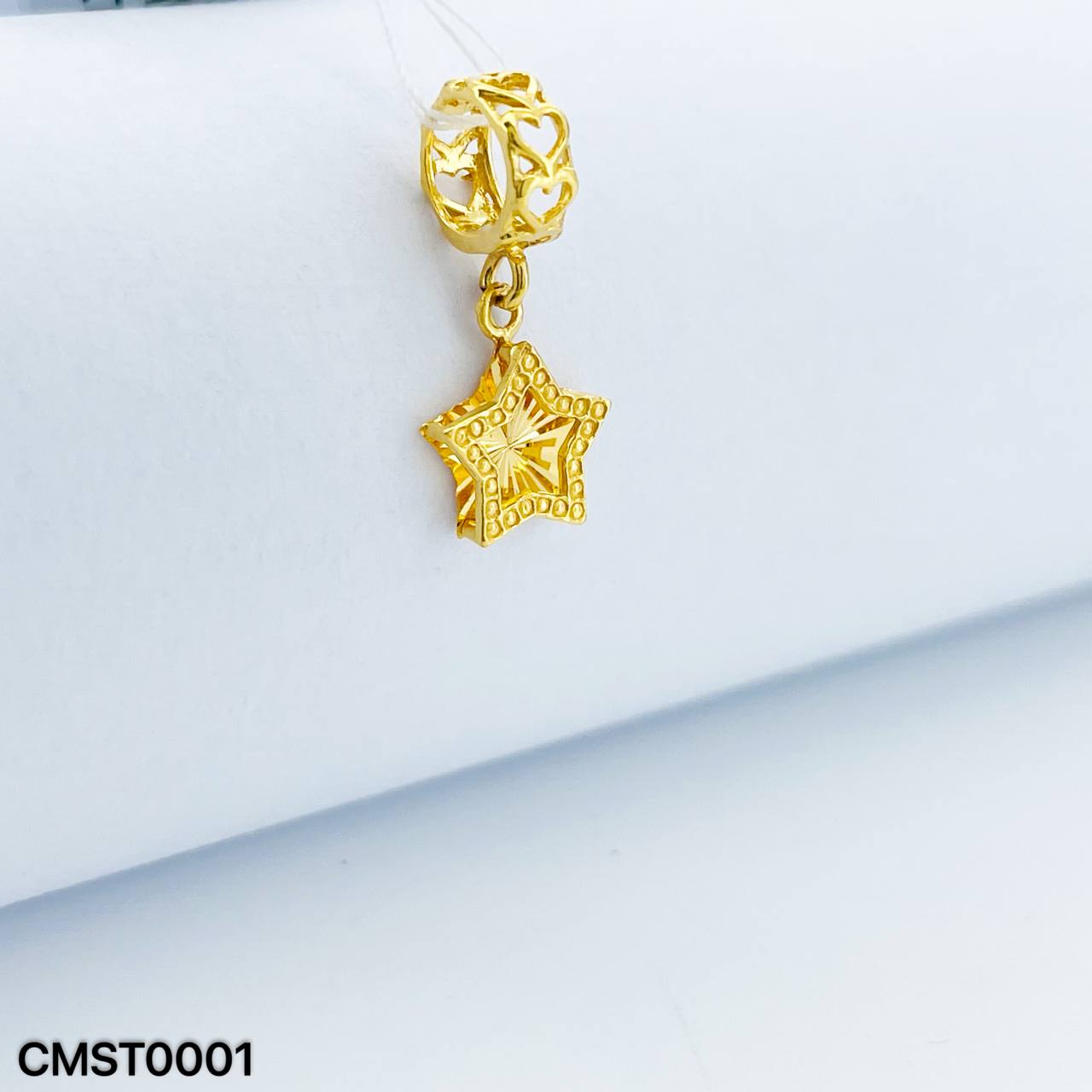 CHARM STAR 星星吊坠