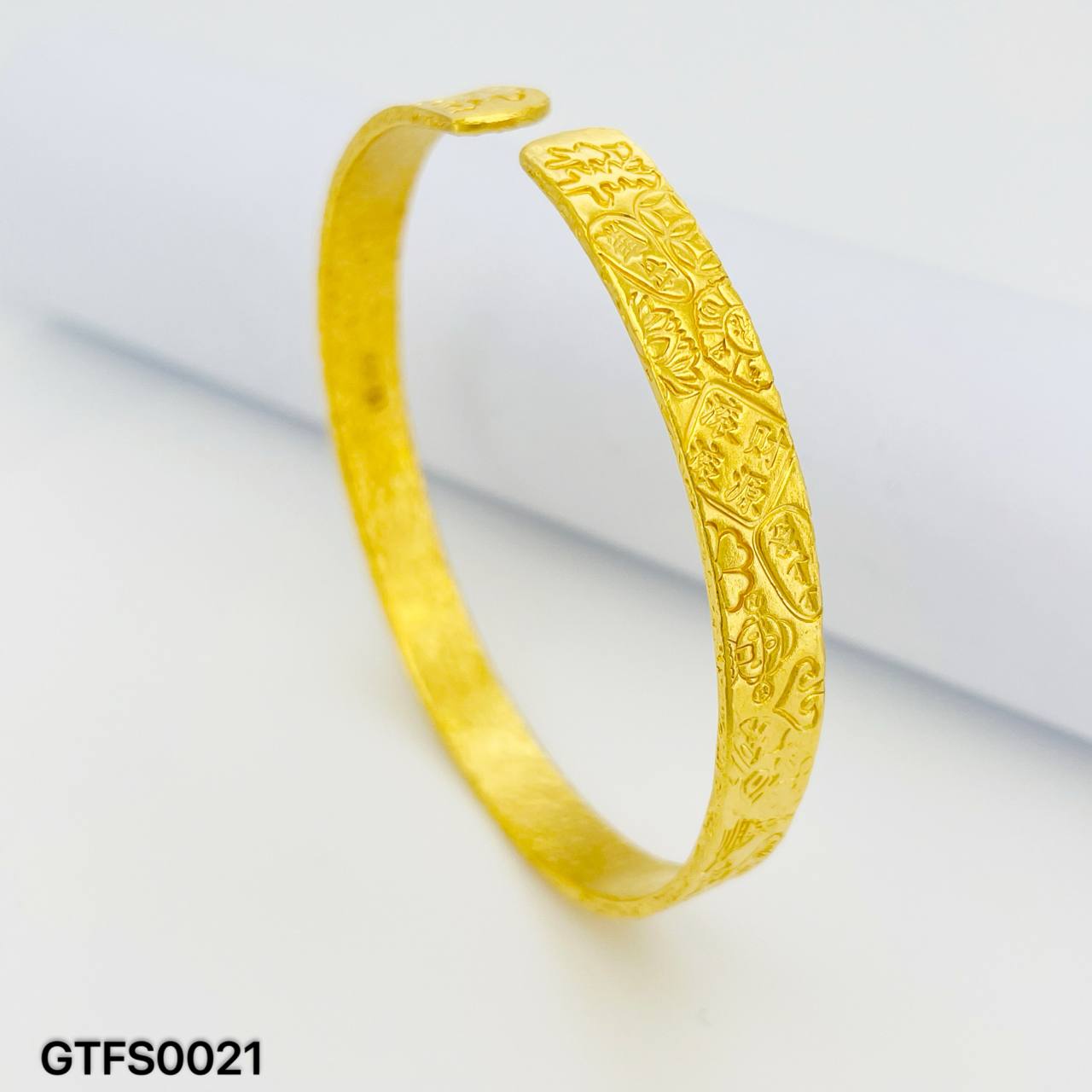 GT FESYEN 足金吉言手镯