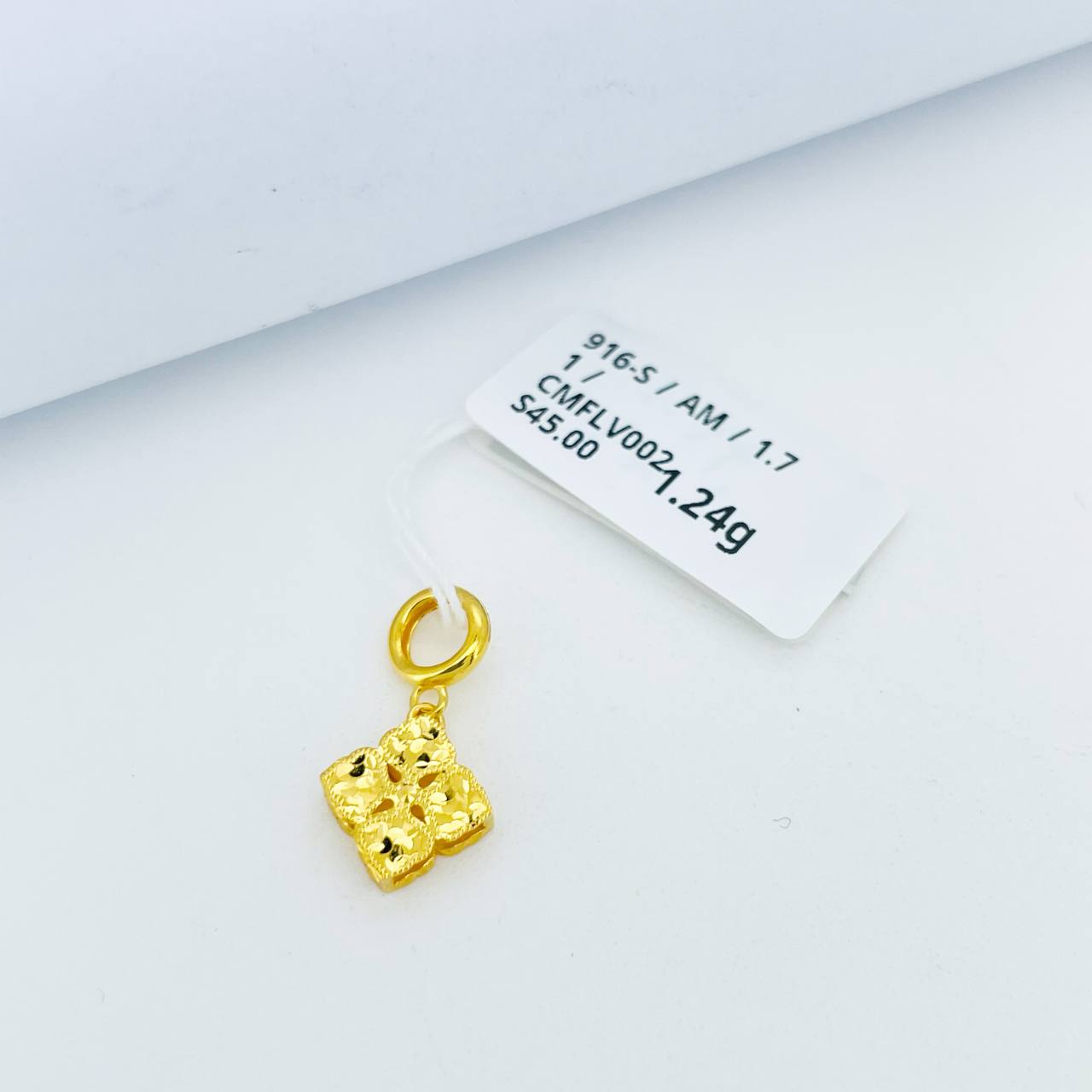 CHARM FESYEN LV LV吊坠 thumbnail 2