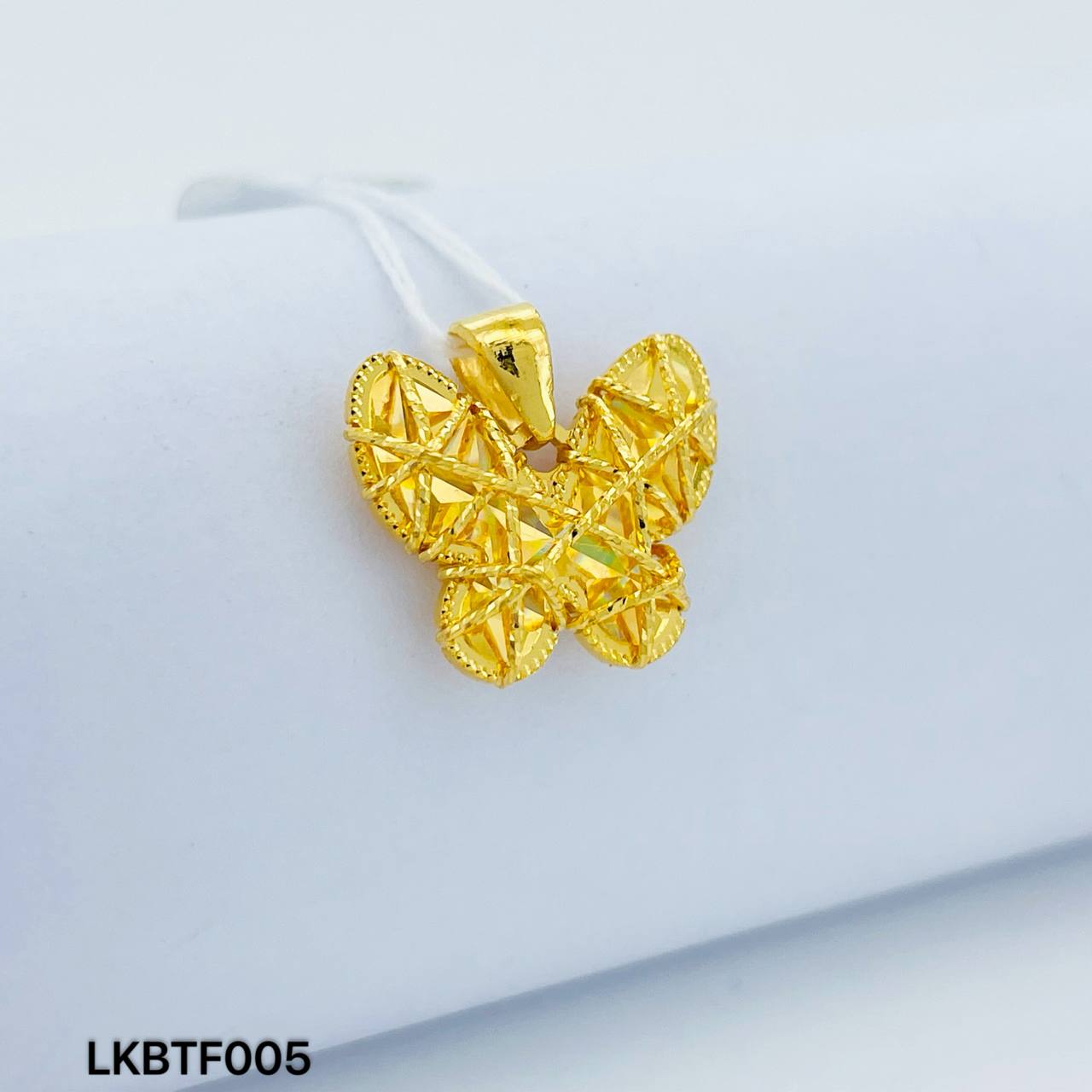 LOKET BUTTERFLY 蝴蝶吊坠