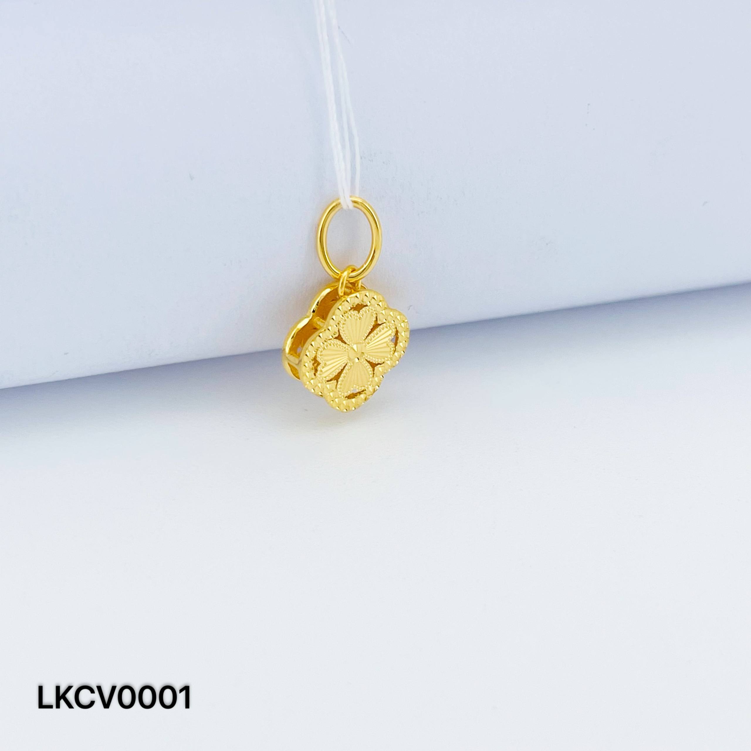 LOKET CLOVER 四叶草吊坠