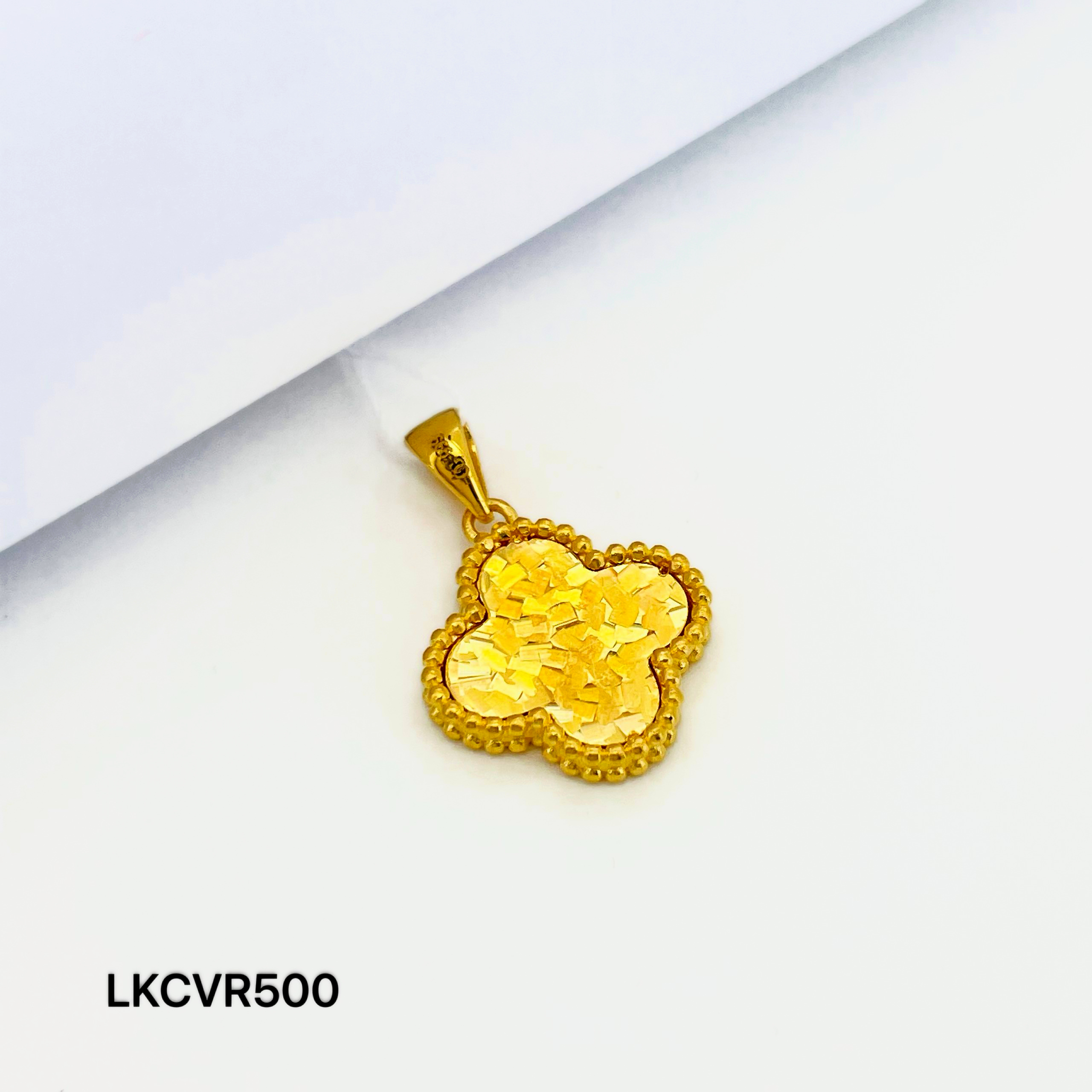 LOKET CLOVER RAINBOW 七彩四叶草吊坠