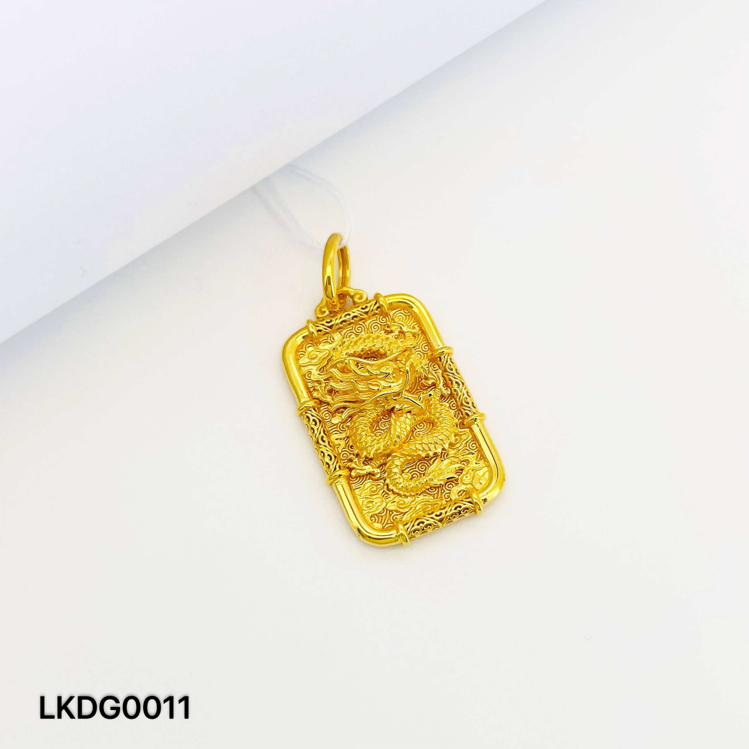 LOKET DRAGON 龙牌吊坠
