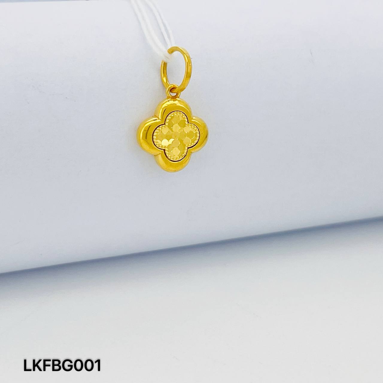 LOKET FESYEN BUNGA 蜂巢花朵吊坠