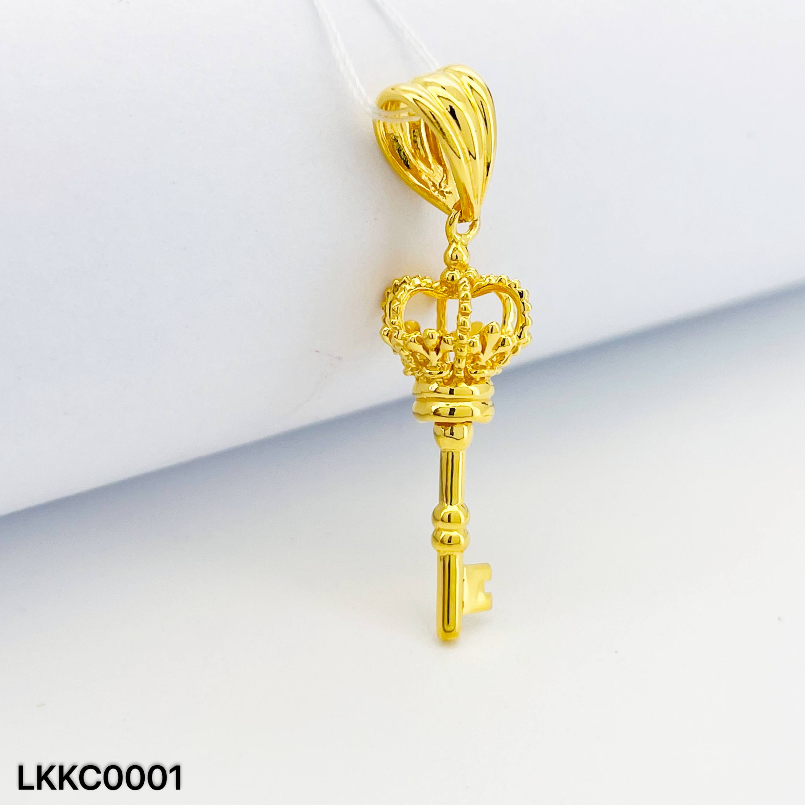 LOKET KUNCI CROWN 皇冠钥匙吊坠
