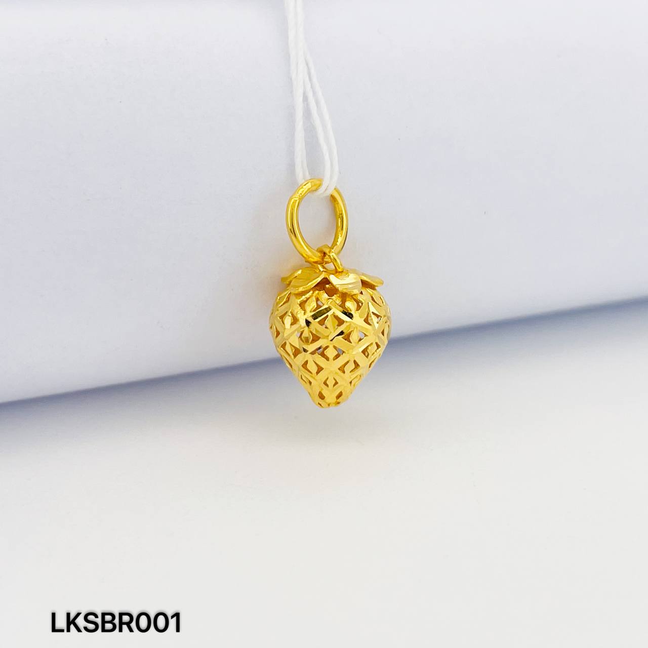 LOKET STRAWBERRY 草莓吊坠
