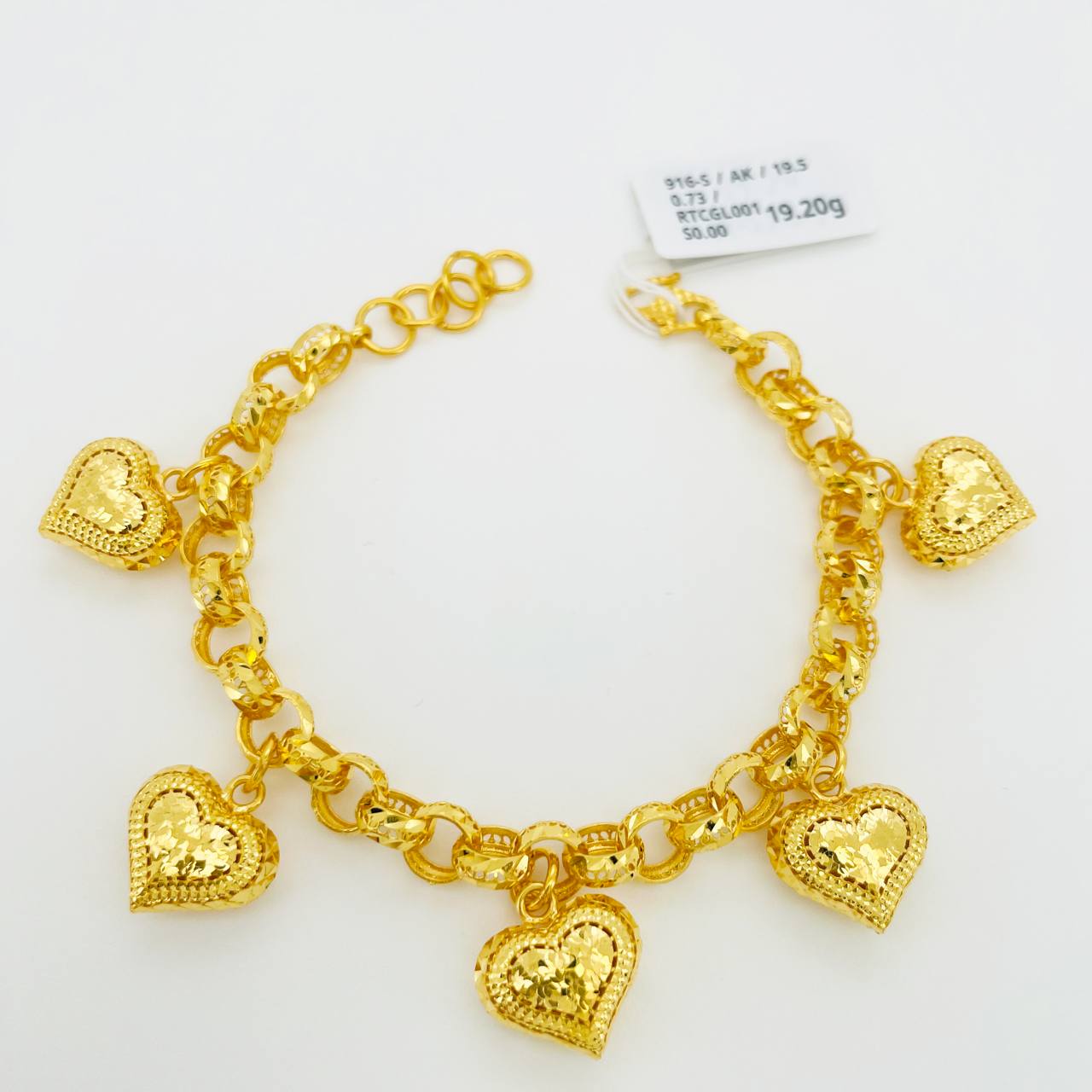RT CANDY GANTUNG LOVE