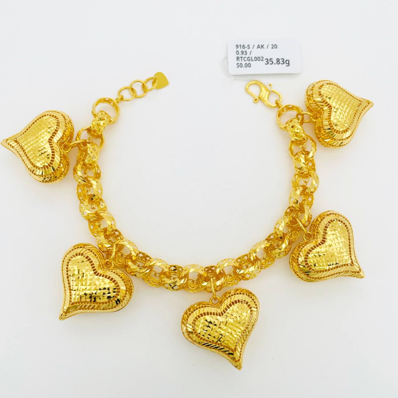 RT CANDY GANTUNG LOVE