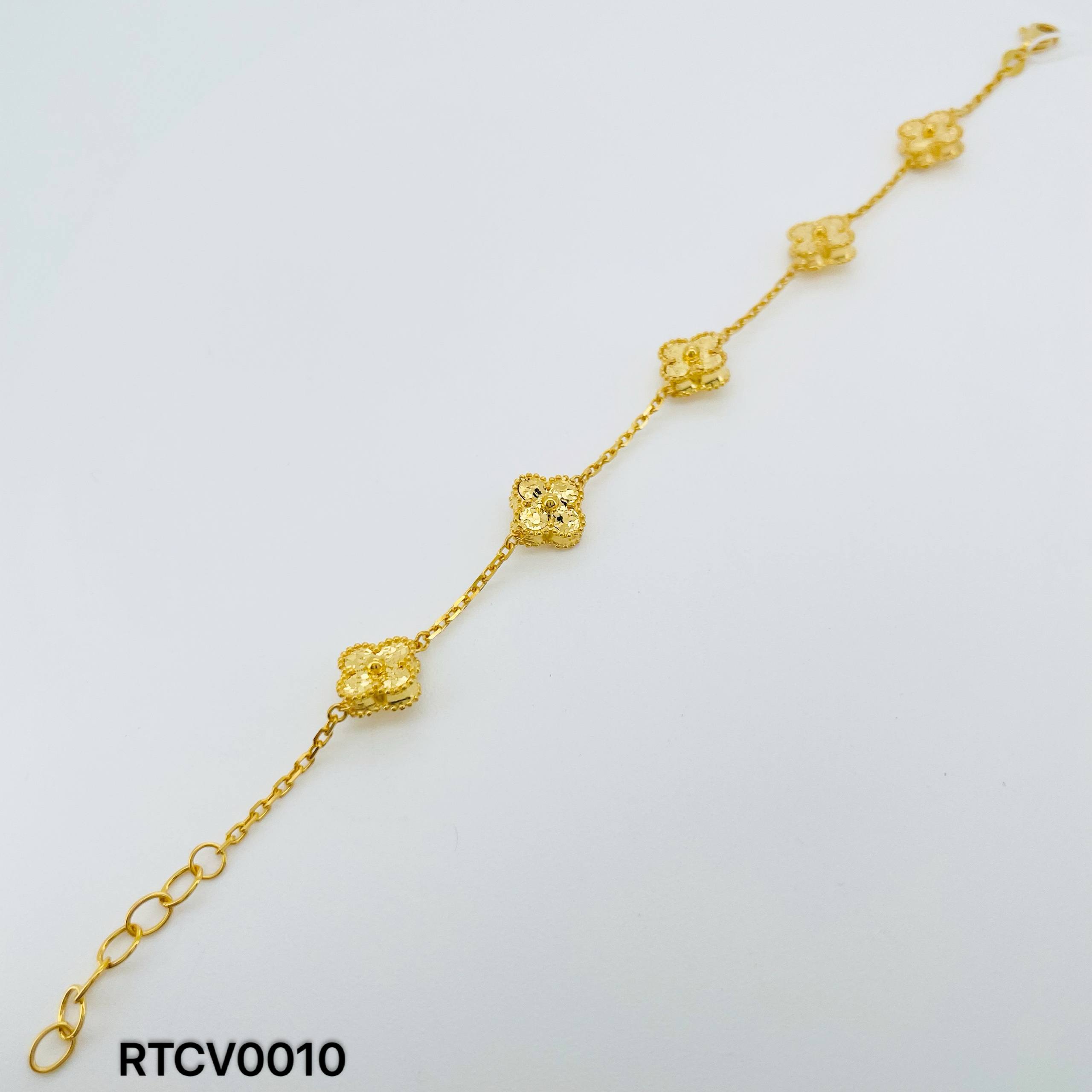 RT CLOVER 碎碎冰四叶草手链
