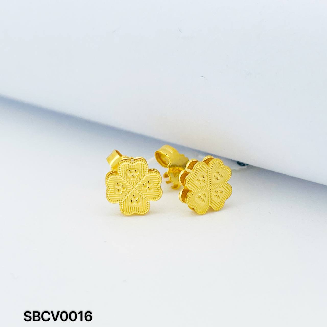 SB CLOVER 四叶草耳环