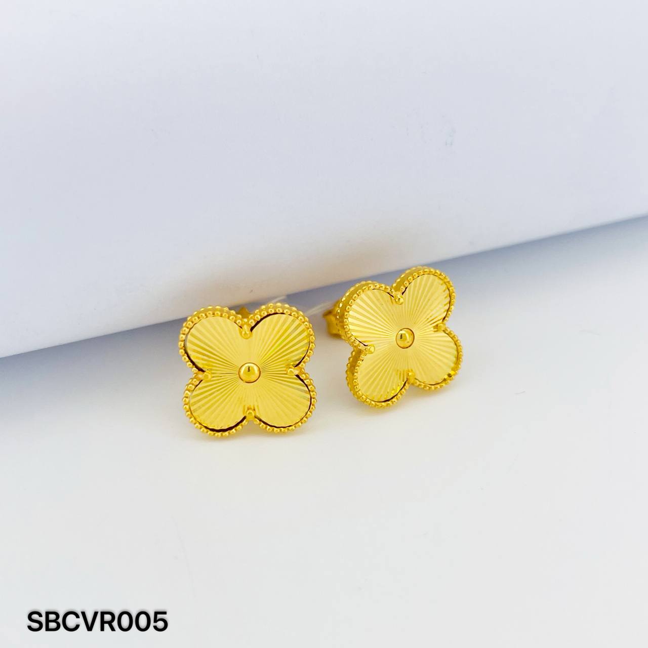 SB CLOVER RAINBOW 七彩四叶草耳环