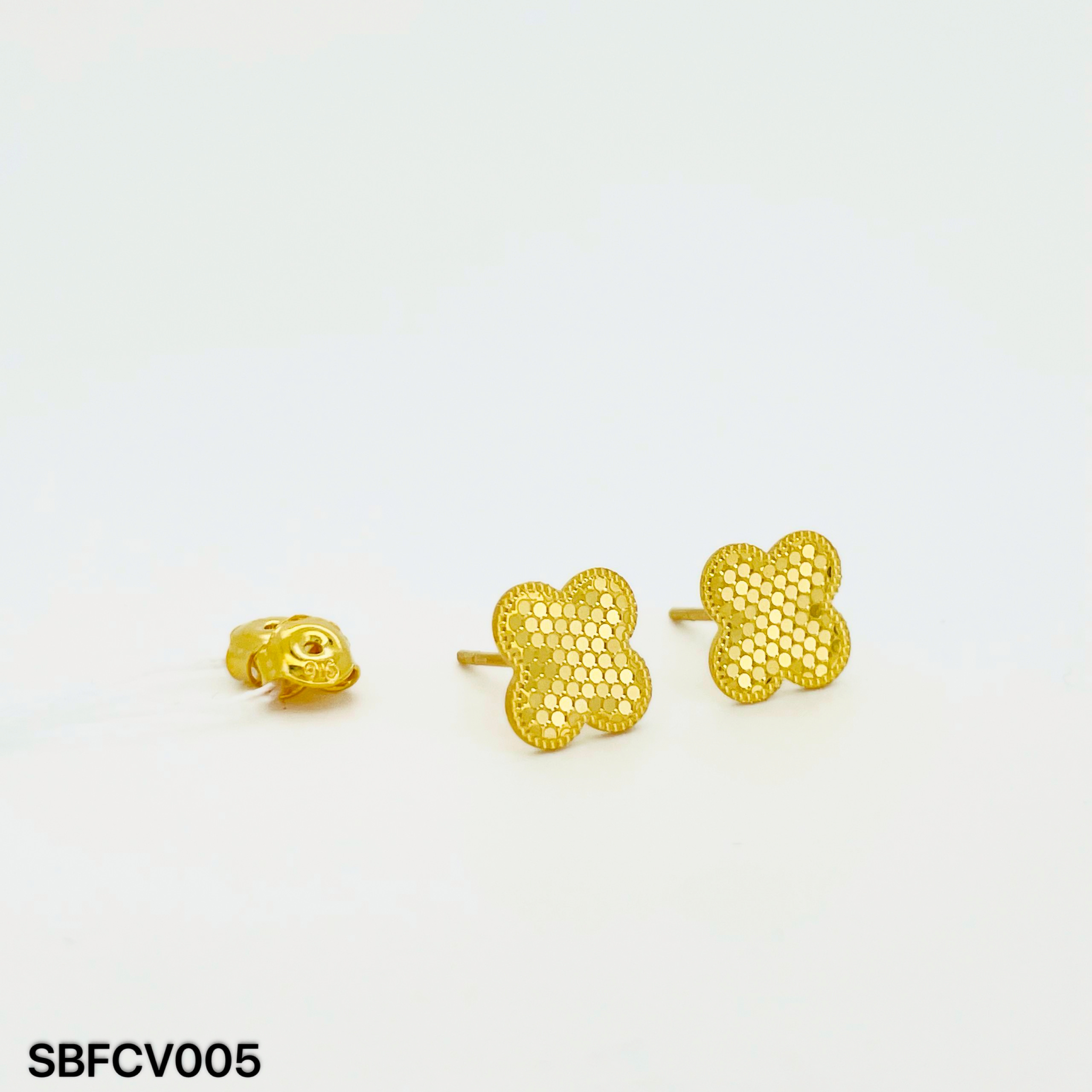 SB FESYEN CLOVER 蜂巢四叶草耳环
