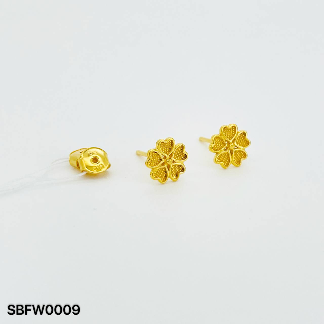 SUBANG FLOWER 爱心花朵耳环