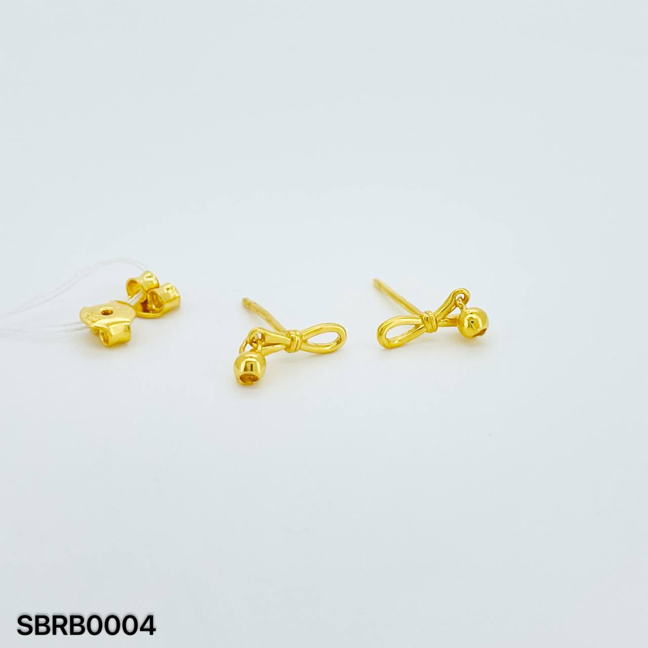 SUBANG RIBBON 蝴蝶结耳环