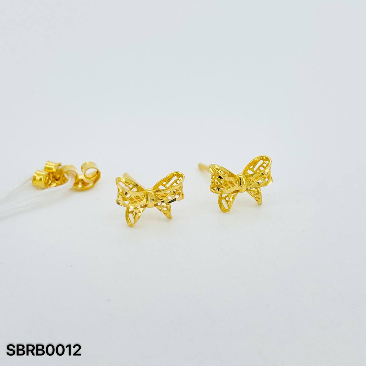SUBANG RIBBON 蝴蝶结耳环